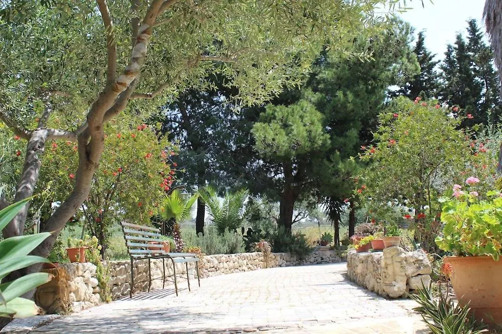 Villa Casa Di Campagna Angolo Di Pace à Favara